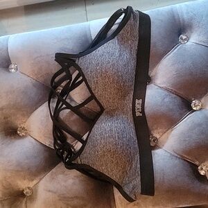 Victoria secret pink ultimate push-up sports bra. XS